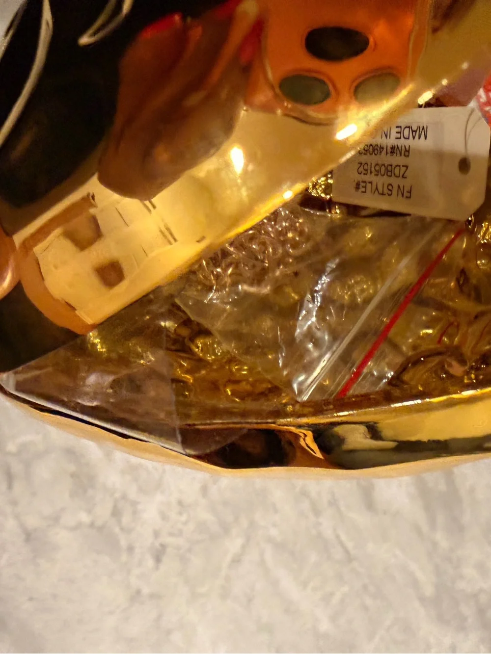 Decorative Gold Metallic Heart Accent purse